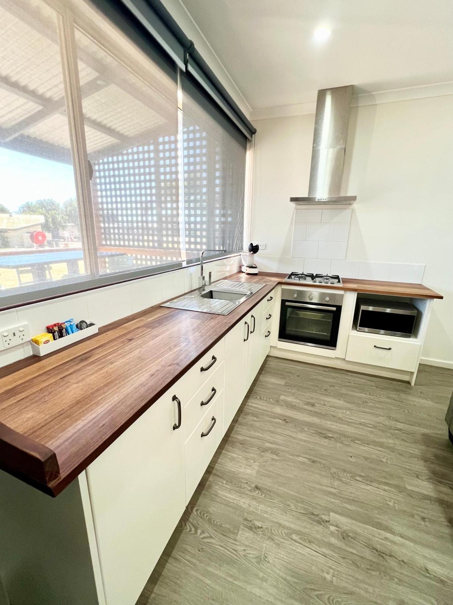 Sunset Beach Holiday Park Geraldton Exterior foto