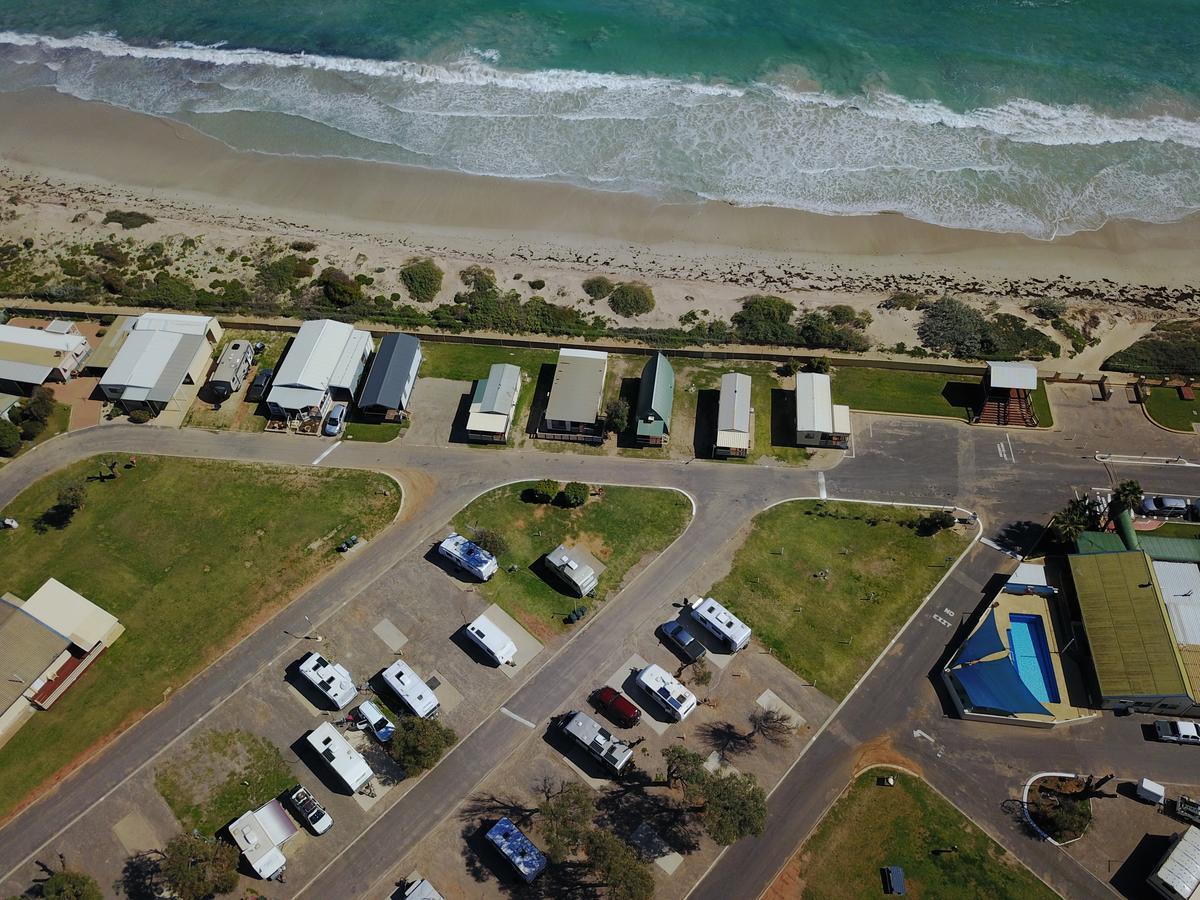 Sunset Beach Holiday Park Geraldton Exterior foto